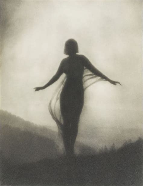 femmine nute|Il nudo femminile protagonista della collettiva di Anne Brigman